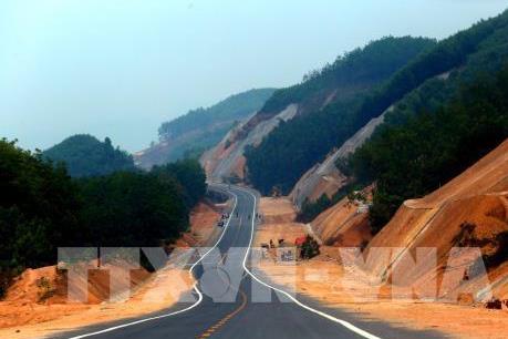 Gấp rút triển khai dự án cao tốc Cao Bồ - Mai Sơn và Cầu Mỹ Thuận 2