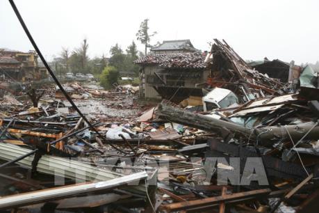 Động đất rung chuyển Tokyo trong lúc siêu bão Hagibis đổ bộ