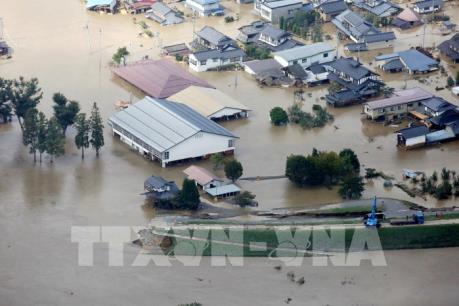 Siêu bão Hagibis: Thủ tướng Nhật Bản chỉ đạo huy động tối đa hỗ trợ người dân thiệt hại