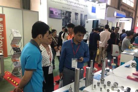 Khai mạc Triển lãm về cơ khí chính xác và gia công kim loại