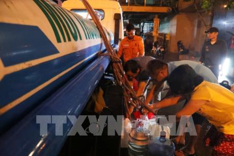 Sự cố nước sạch sông Đà: “Mất bò mới lo làm chuồng”