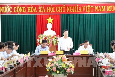 Phó Thủ tướng: Yêu cầu sớm trình quy hoạch điều chỉnh điện mặt trời, điện gió