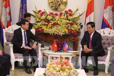Phnom Penh đề nghị mở tuyến xe buýt du lịch với Bà Rịa-Vũng Tàu