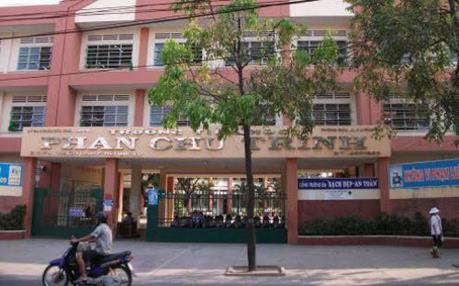 Thành phố Hồ Chí Minh buộc thôi việc giáo viên đánh học sinh