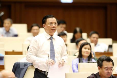 Kỳ họp thứ 8, Quốc hội khóa XIV: Cho ý kiến về nợ đọng thuế, Luật Chứng khoán