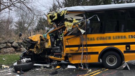 Hàn Quốc: Tai nạn xe buýt trường học làm 12 học sinh thương vong