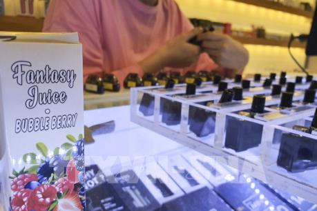 Cửa hàng tiện lợi ở Hàn Quốc dừng bán thuốc lá điện tử có mùi hương