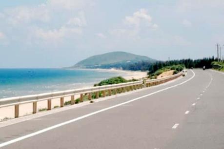 Yêu cầu sớm bàn giao mặt bằng tuyến đường ven biển đoạn qua huyện Nghi Xuân