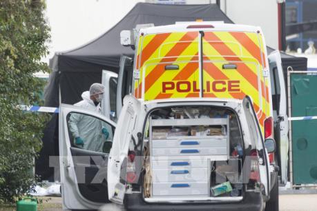 Anh và Việt Nam hợp tác xác định danh tính nạn nhân vụ 39 người nhập cư tử vong tại Essex