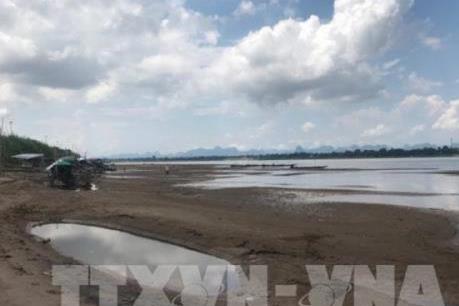 Nước sông Mekong ở Thái Lan chỉ đo được 1,5m