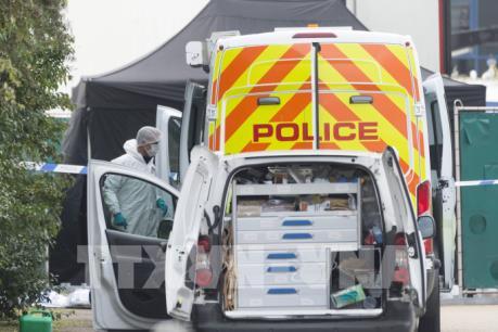 Vụ 39 người chết ở Anh: Xác định danh tính nạn nhân cần nhiều thời gian