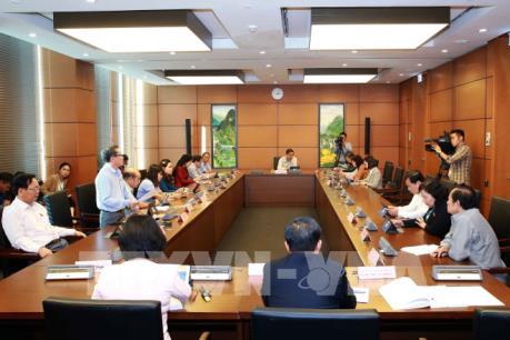 Đơn giản hóa thủ tục hành chính cho người nước ngoài nhập cảnh vào Việt Nam