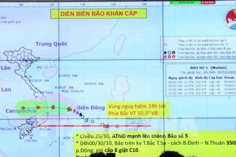 Bão số 5 đã mạnh lên 1 cấp