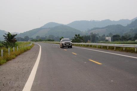 Hòa Bình triển khai giảm phí tại các trạm BOT