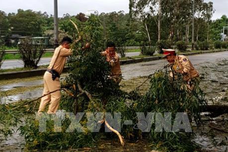 Ảnh hưởng bão số 5: Huyện vùng cao Nam Trà My bị mưa lũ cô lập