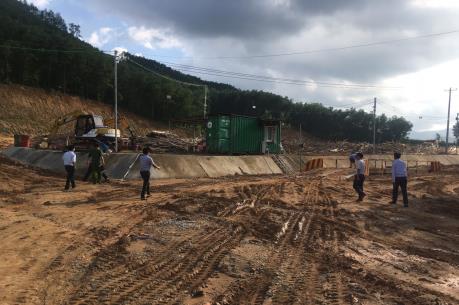 Yêu cầu tạm dừng hoạt động các trạm cân thu mua gỗ keo trên địa bàn huyện Ba Tơ