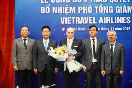 Trao quyết định bổ nhiệm Phó Tổng Giám đốc Vietravel Airlines