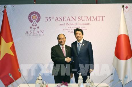 Thủ tướng kết thúc chương trình tham dự Hội nghị Cấp cao ASEAN lần thứ 35