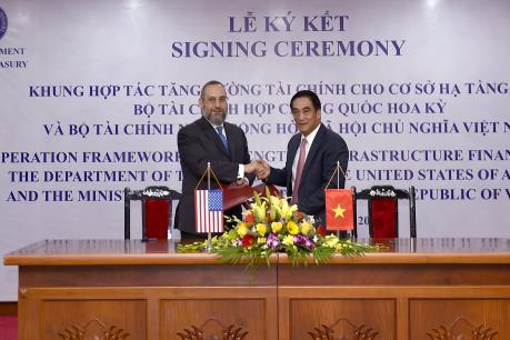 Hoa Kỳ hợp tác tăng cường tài chính cho cơ sở hạ tầng Việt Nam