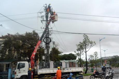 Bình Định khắc phục xong sự cố lưới điện do bão số 6