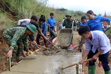 Sức trẻ góp phần thay đổi nông thôn vùng cao Lào Cai