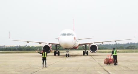 Thủ tướng yêu cầu bảo đảm tuyệt đối an toàn hàng không