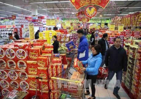 Lợi ích kép từ việc đưa hàng Việt đến với công nhân
