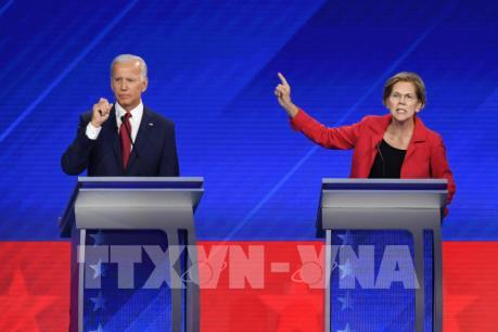 Bầu cử Mỹ 2020: Ứng cử viên Biden và Warren nhận được nhiều ủng hộ