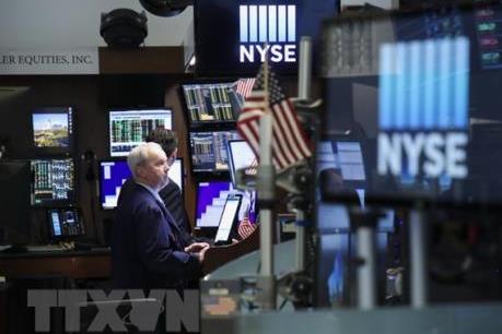 Chứng khoán Mỹ tiếp tục đi lên với chỉ số Nasdaq lần đầu vượt 11.000 điểm