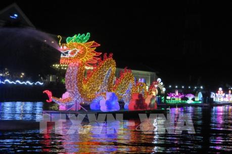 Ngày hội Du lịch - Đêm hoa đăng Ninh Kiều lần III