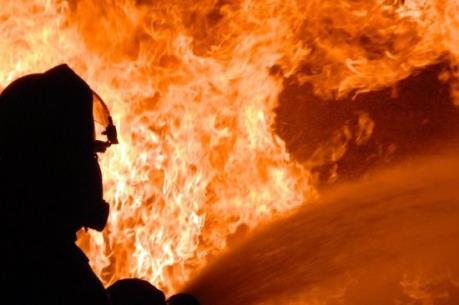 Cháy lớn thiêu rụi nhà xưởng May Nhà Bè tại Sóc Trăng