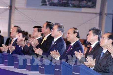 Thủ tướng dự Lễ động thổ xây dựng thành phố thông minh Eco-Delta Busan