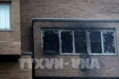 Cháy tòa nhà cao tầng, ít nhất 5 người thiệt mạng