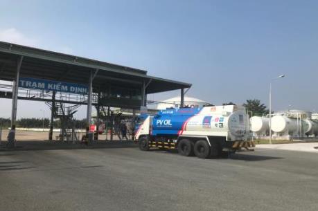 Từ 10/8 tạm dừng thủ tục hải quan tại kho xăng dầu chưa có thiết bị đo bồn bể