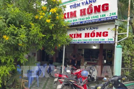 Đã bắt được nghi can dùng búa cướp tiệm vàng tại Long An