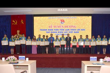 EVN tuyên dương 65 thanh niên tiên tiến làm theo lời Bác lần thứ 1