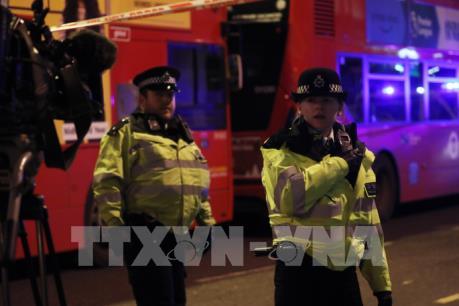 Anh: Cảnh sát xác nhận vụ tấn công khủng bố bằng dao