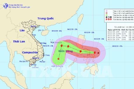 Dự báo thời tiết hôm nay: Bão Kamuri giật cấp 17 sẽ đi vào Biển Đông