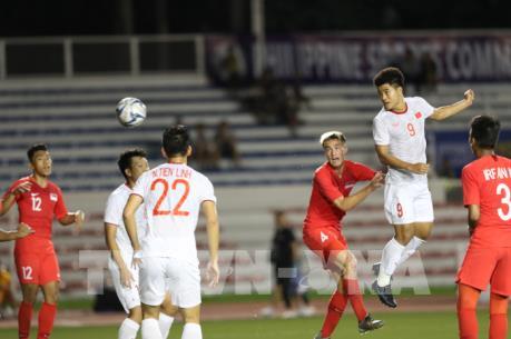 SEA Games 30: Đức Chinh lập công, U22 Việt Nam lại thắng nghẹt thở những phút cuối