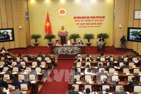 Chủ tịch Tp Hà Nội: Mức phí thu gom rác thải và nước thải chỉ đáp ứng được từ 15-18%