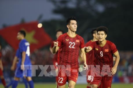 Hòa Thái Lan, U22 Việt Nam thẳng tiến vào bán kết