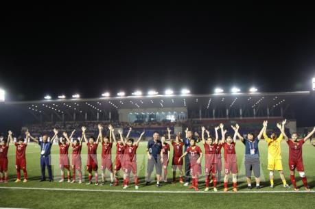 Thủ tướng chúc mừng các Đội tuyển bóng đá U22 nam và nữ tại SEA Games 30