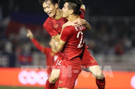 SEA Games 30: Tiến Linh và Đức Chinh giúp U 22 Việt Nam thắng giòn giã hiệp 1