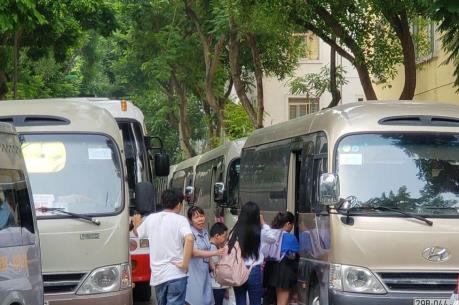 Hà Nội siết quản lý xe đưa đón học sinh