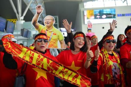 Người hâm mộ sang Philippines tiếp lửa đội tuyển U22 Việt Nam 