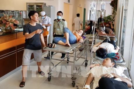 An Giang: Hơn 50 công nhân phải cấp cứu nghi bị ngộ độc thực phẩm