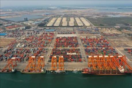 Trung Quốc mở cửa thị trường điện, viễn thông và dầu mỏ