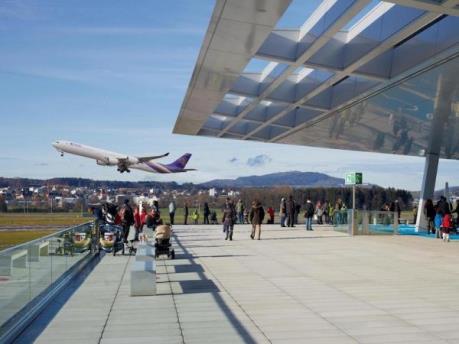 Thụy Sĩ thông qua kế hoạch chi hơn 6 tỷ USD mua máy bay mới