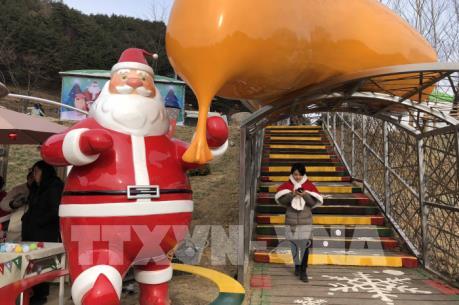 Làng ông già Noel ở Hàn Quốc mở cửa đón khách