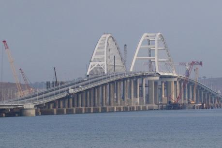 Nga khánh thành cầu đường sắt vượt Eo biển Kerch